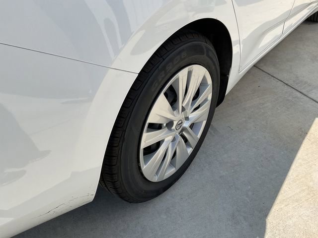 Used 2025 Nissan Sentra S image 15