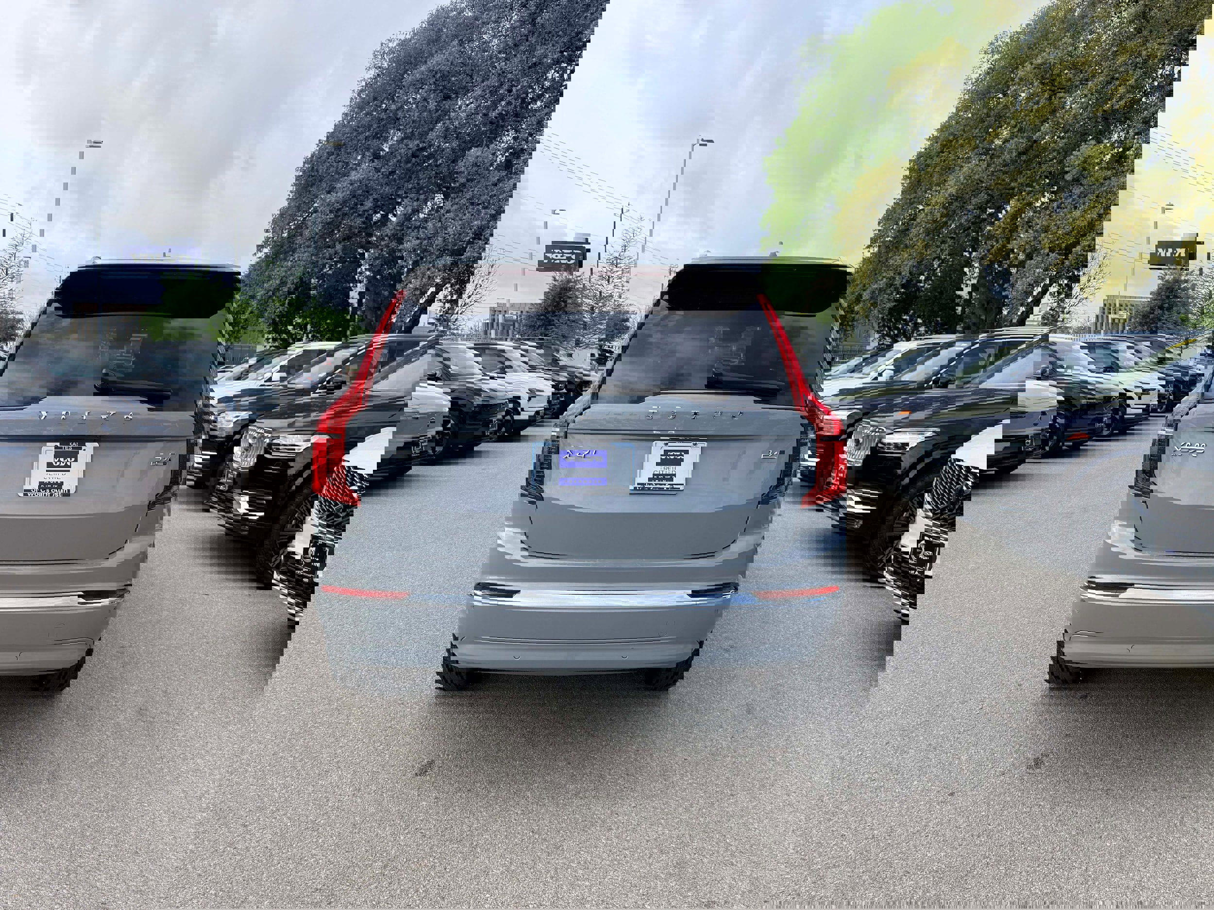 Certified 2025 Volvo XC90 B6 Ultra image 5