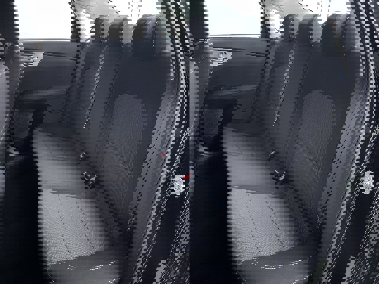 Used 2022 Kia Forte LXS image 19