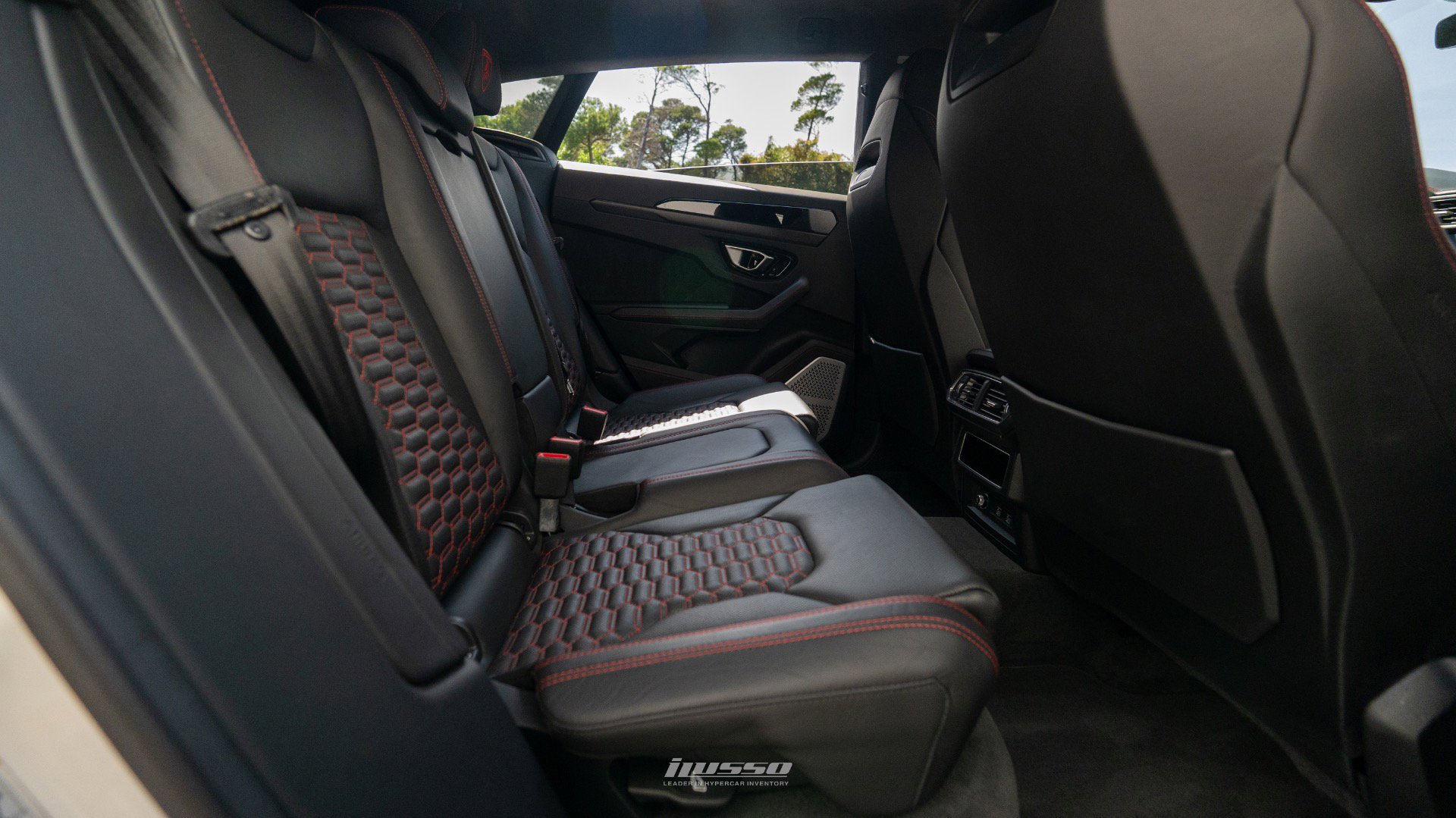 Used 2021 Lamborghini Urus image 62