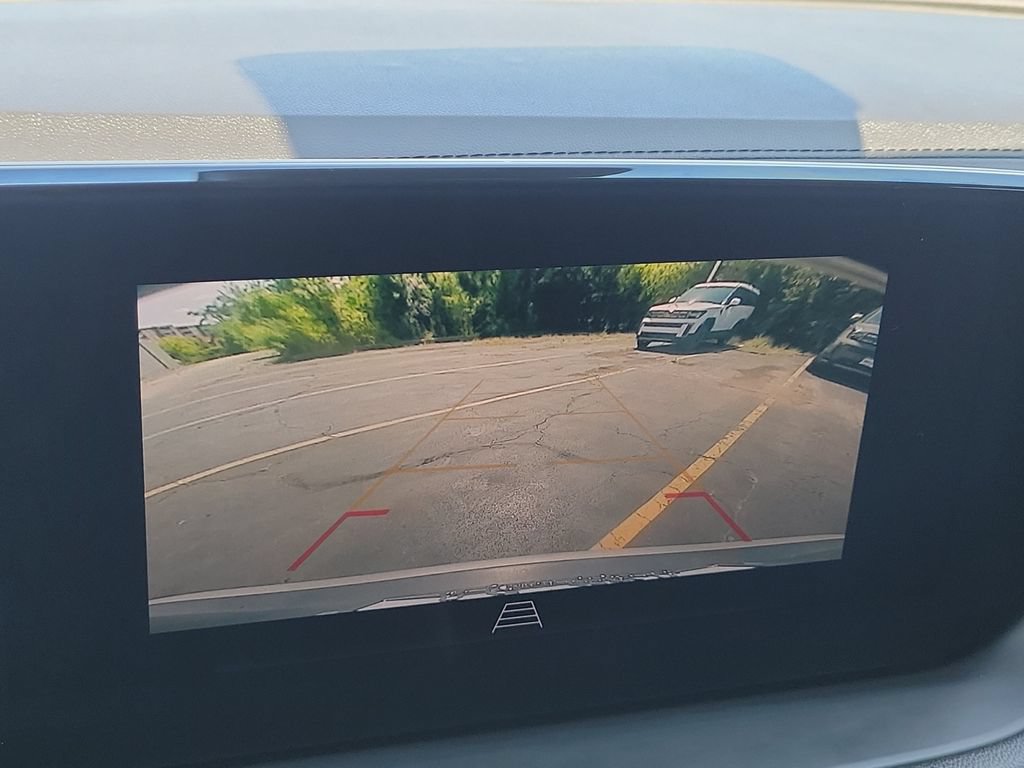 Used 2025 Buick Encore GX Preferred FWD image 16