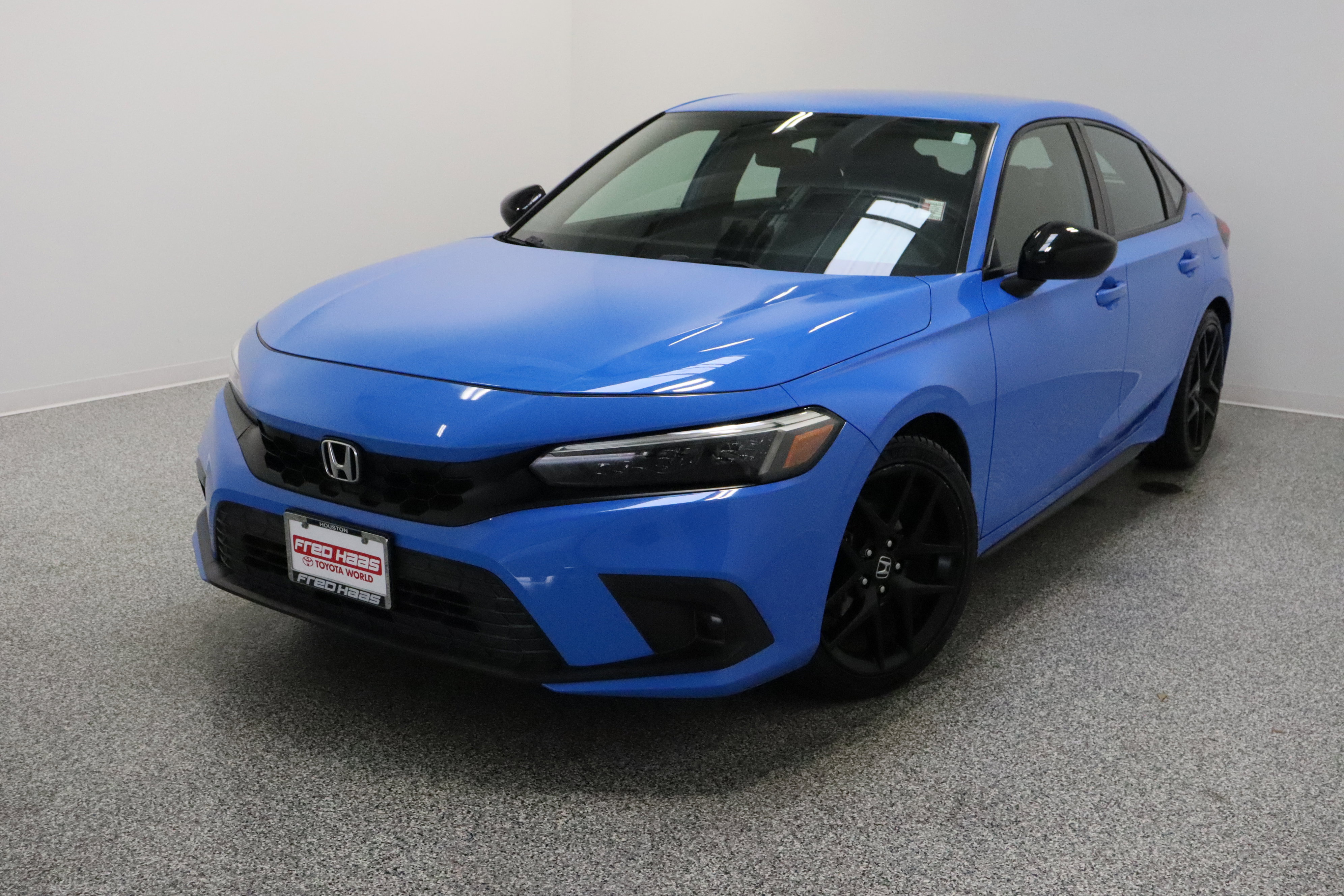 Used 2022 Honda Civic Sport image 2