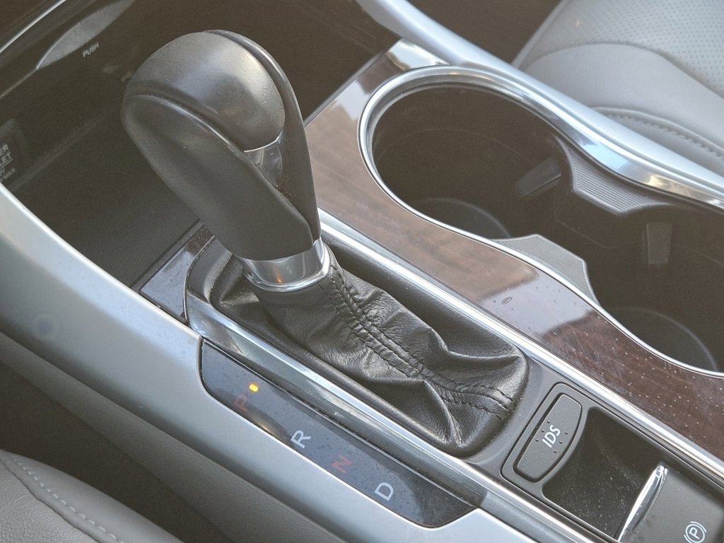 Used 2017 Acura TLX 2.4L image 32