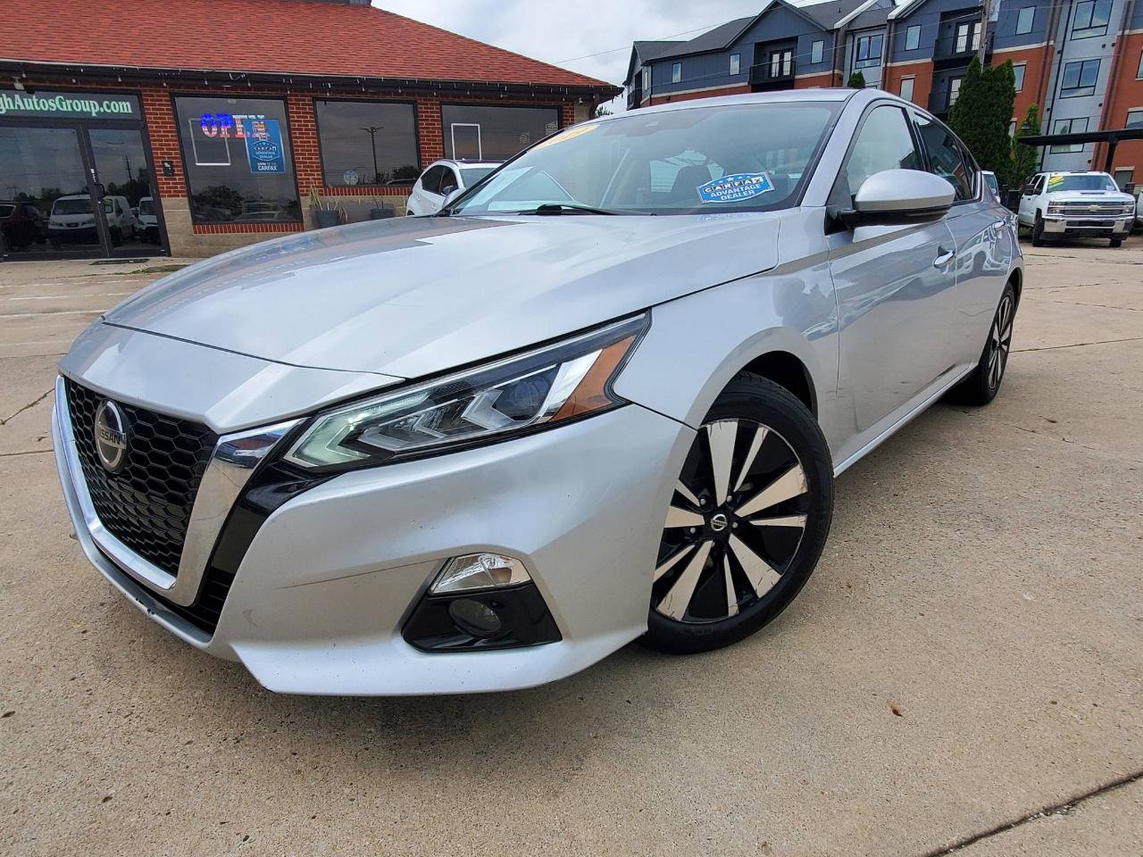 Used 2019 Nissan Altima 2.5 SL FWD image 3