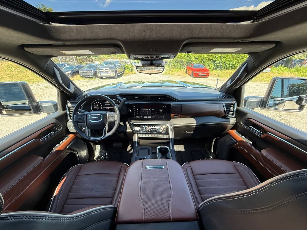 Used 2024 GMC Sierra 2500 Denali Ultimate w/ Max Trailering Package AWD/4WD image 24