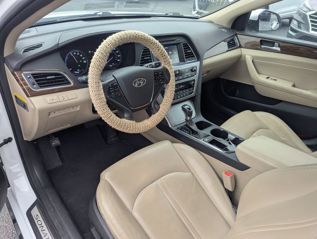 Used 2017 Hyundai Sonata Limited FWD image 26