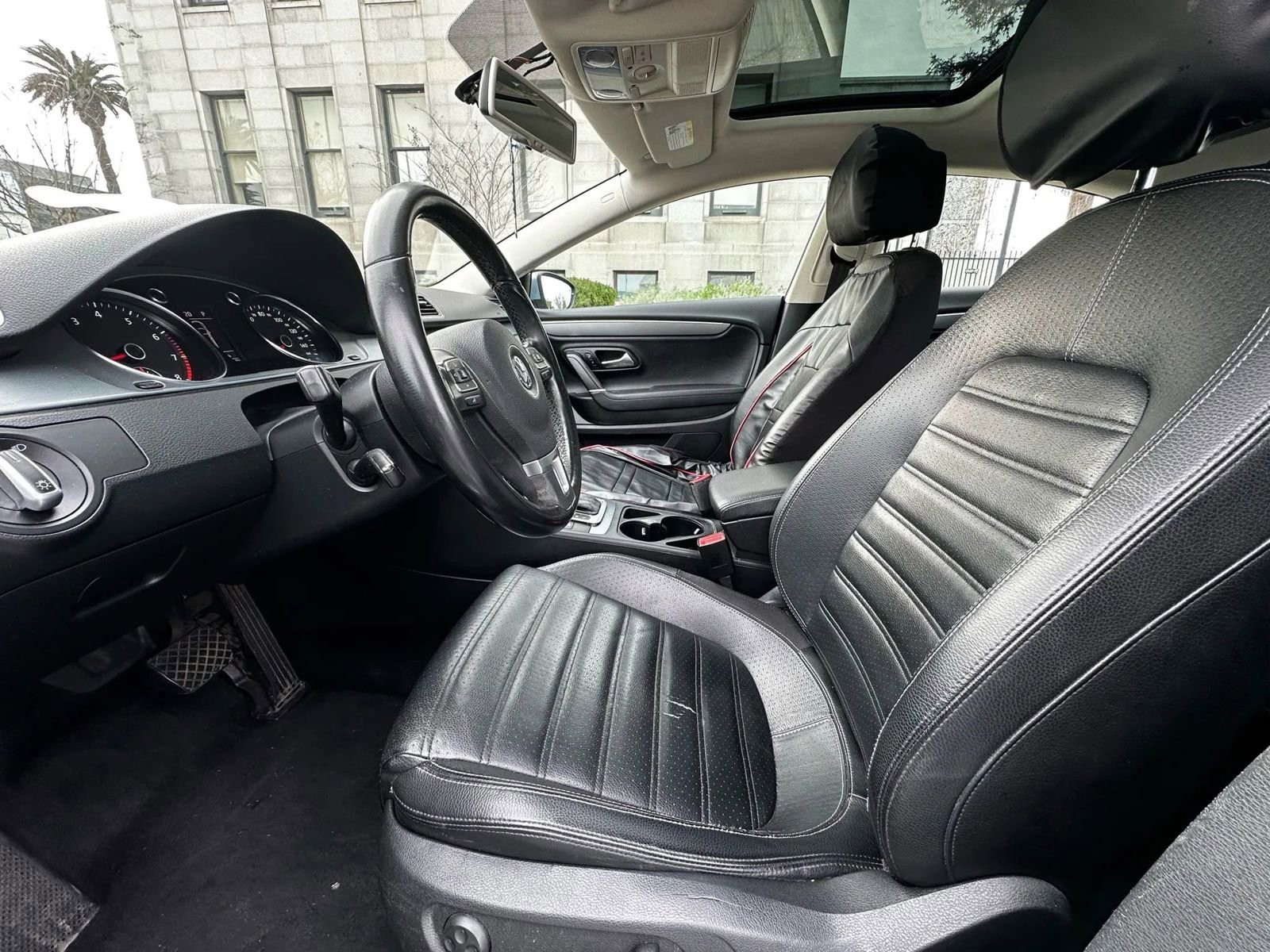 Used 2013 Volkswagen CC Lux FWD image 6