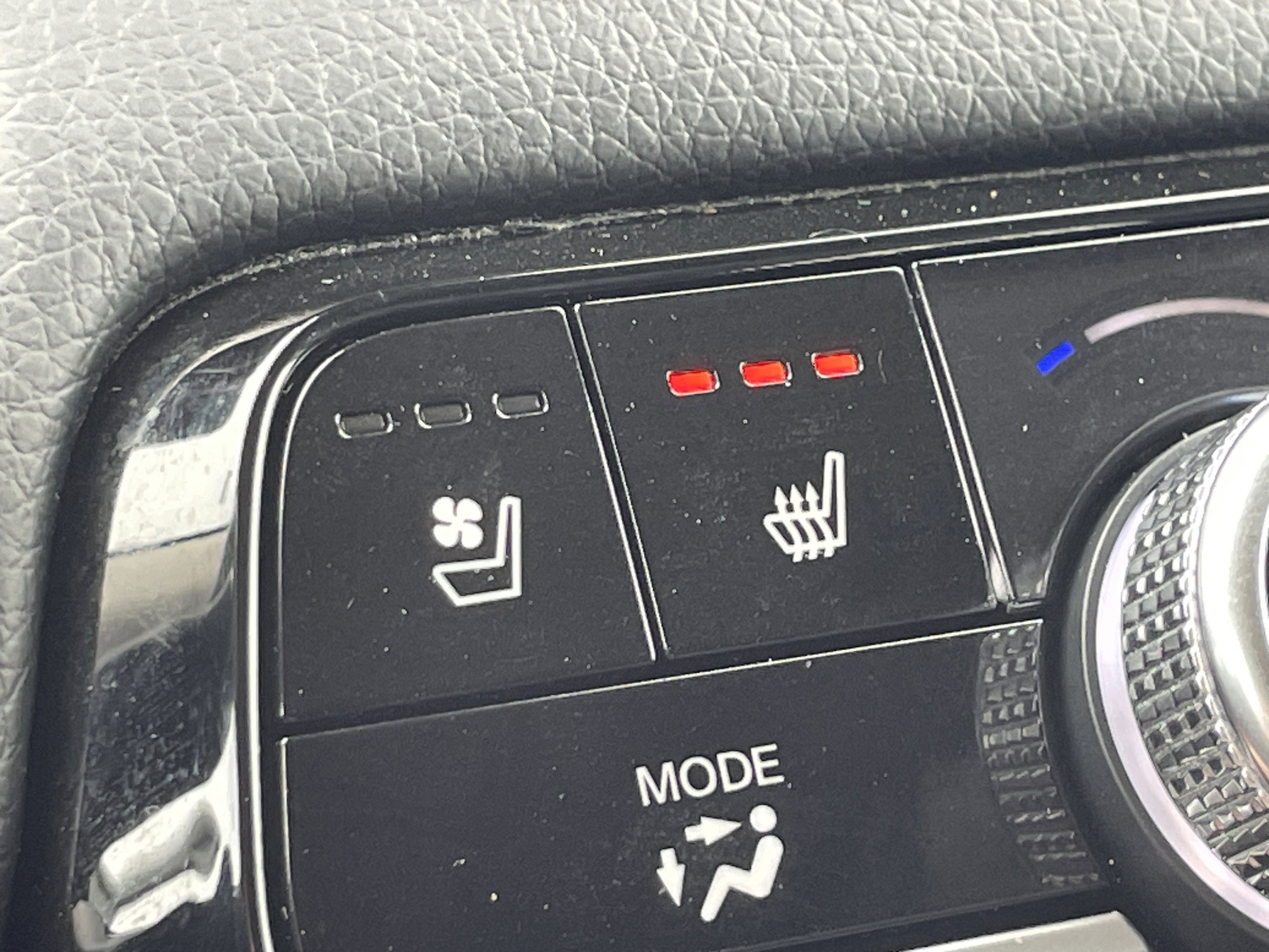 Used 2023 Honda Pilot Elite image 12
