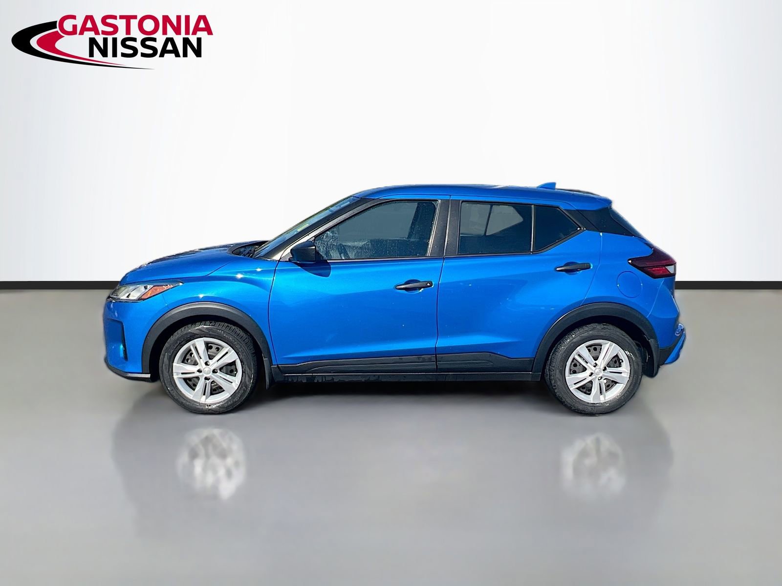 Used 2024 Nissan Kicks S image 5