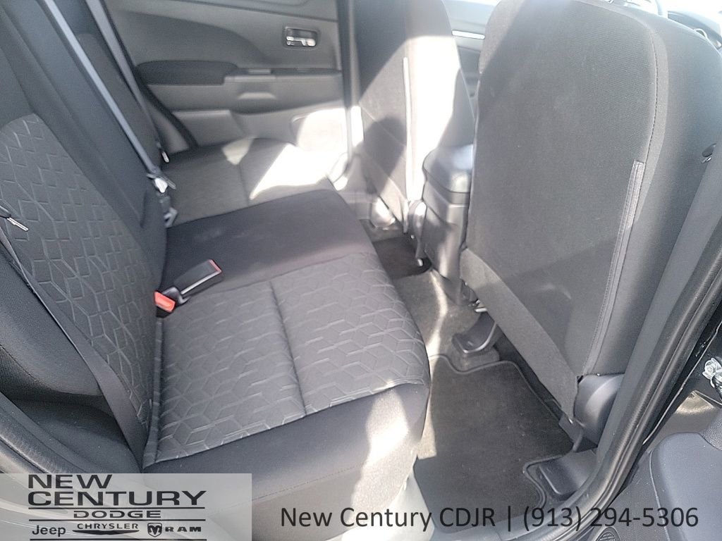 Used 2024 Mitsubishi Outlander Sport ES image 18