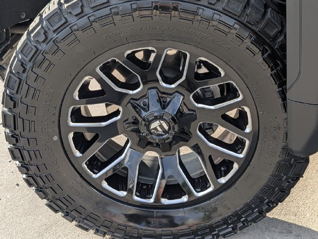 Used 2020 GMC Sierra 3500 SLT w/ Gooseneck/5TH Wheel Package AWD/4WD image 11