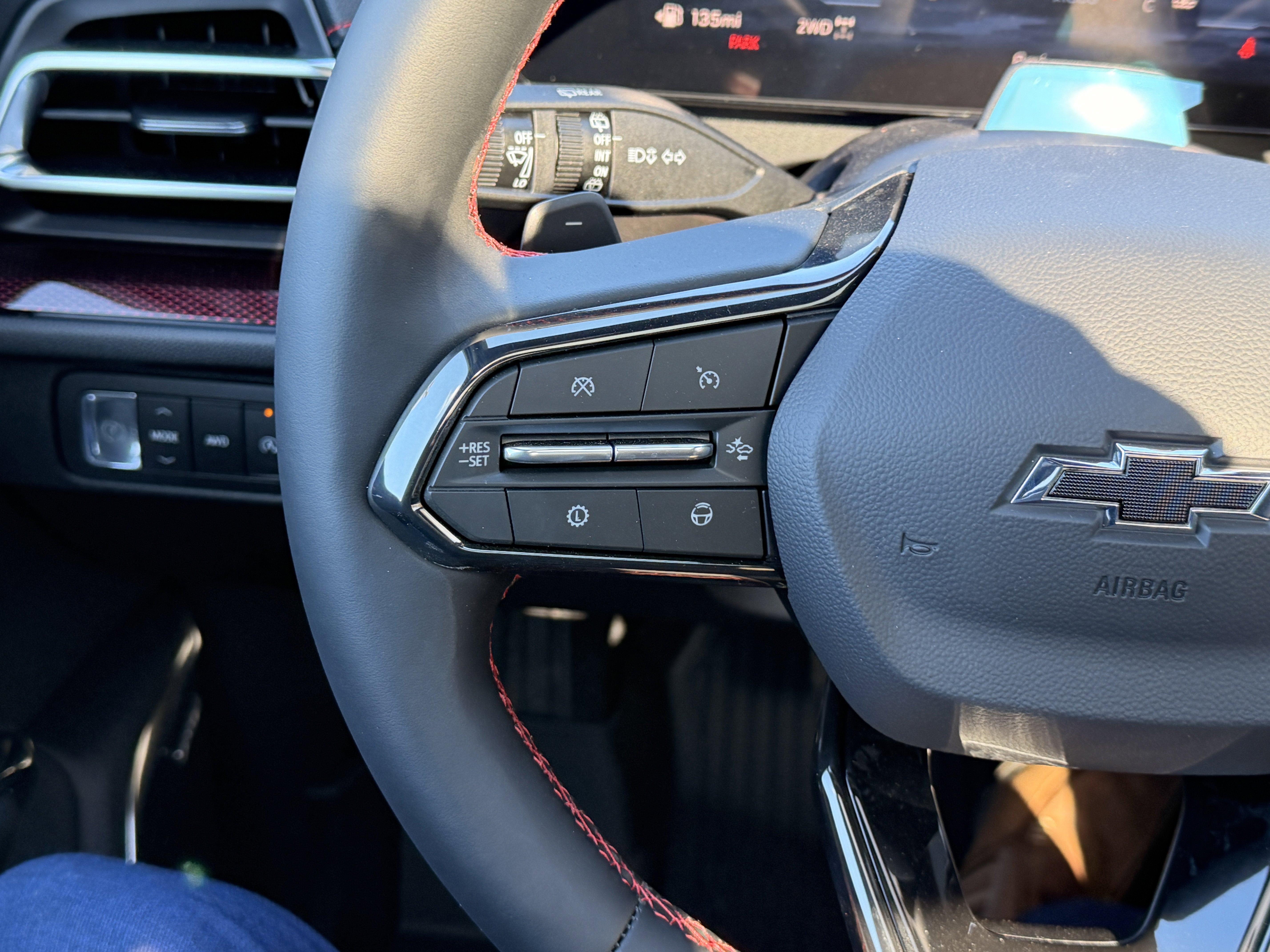 New 2026 Chevrolet Traverse RS w/ LPO, Floor Liner Package image 3