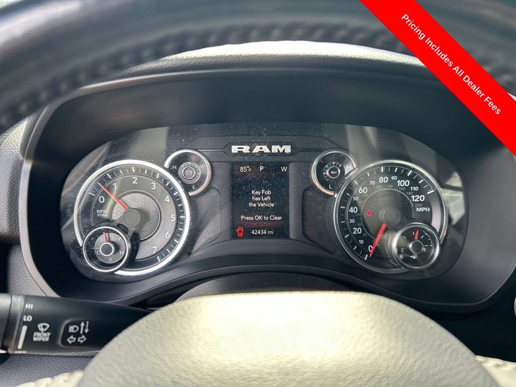 Used 2023 RAM 1500 Big Horn AWD/4WD image 10