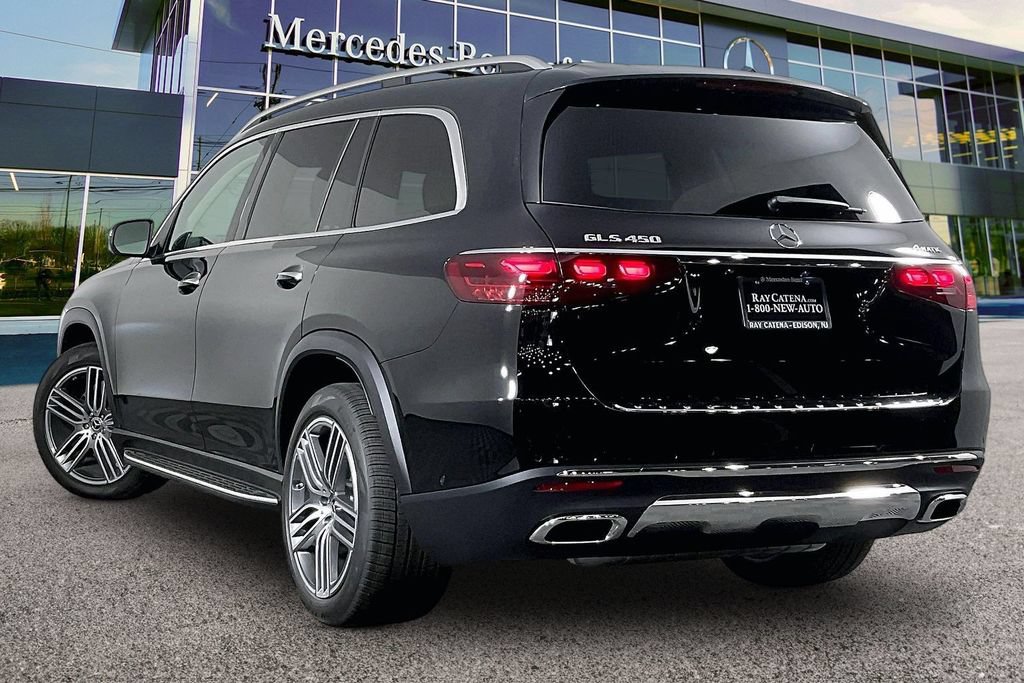 New 2026 Mercedes-Benz GLS 450 4MATIC image 3