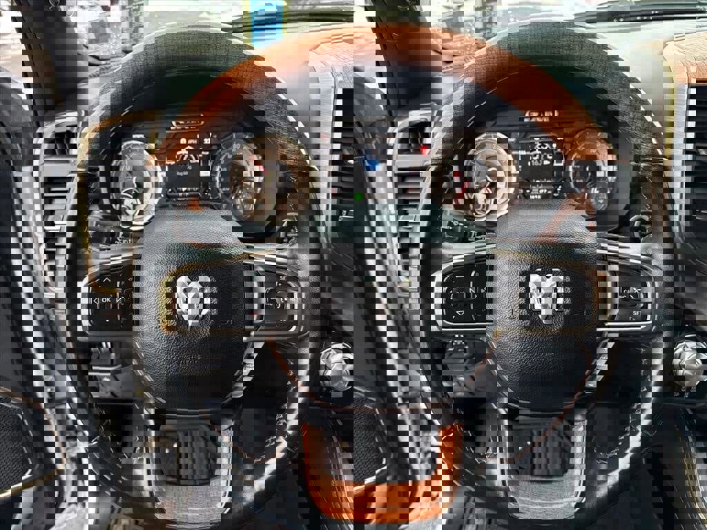 Used 2021 RAM 1500 Limited w/ Trailer Tow Group image 10