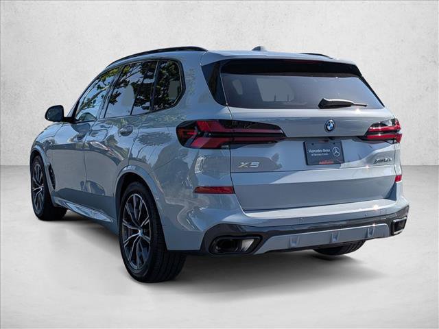 Used 2024 BMW X5 xDrive50e w/ M Sport Package AWD/4WD image 8