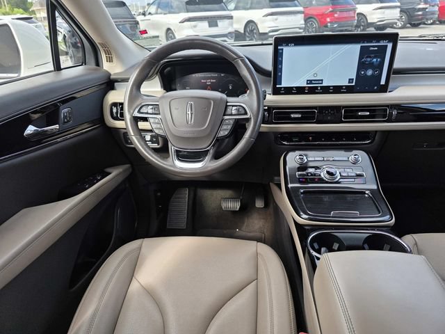 Certified 2022 Lincoln Nautilus FWD w/ Premium Package image 7