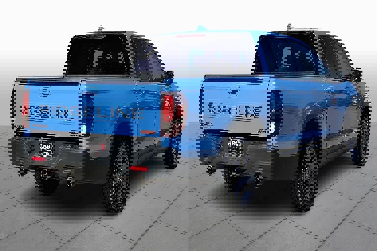 Used 2025 Honda Ridgeline TrailSport image 12