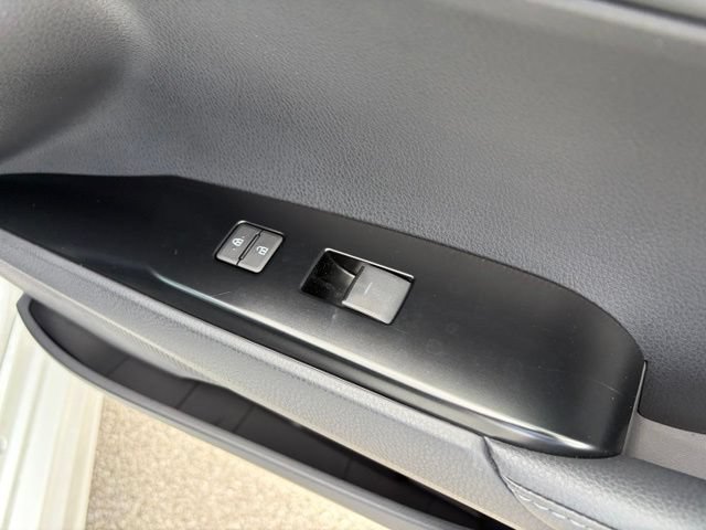 Used 2025 Toyota Camry XSE FWD image 37