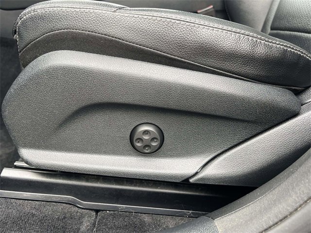 Used 2019 Mercedes-Benz GLC 300 4MATIC image 22