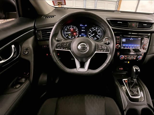 Used 2019 Nissan Rogue SV AWD/4WD image 5