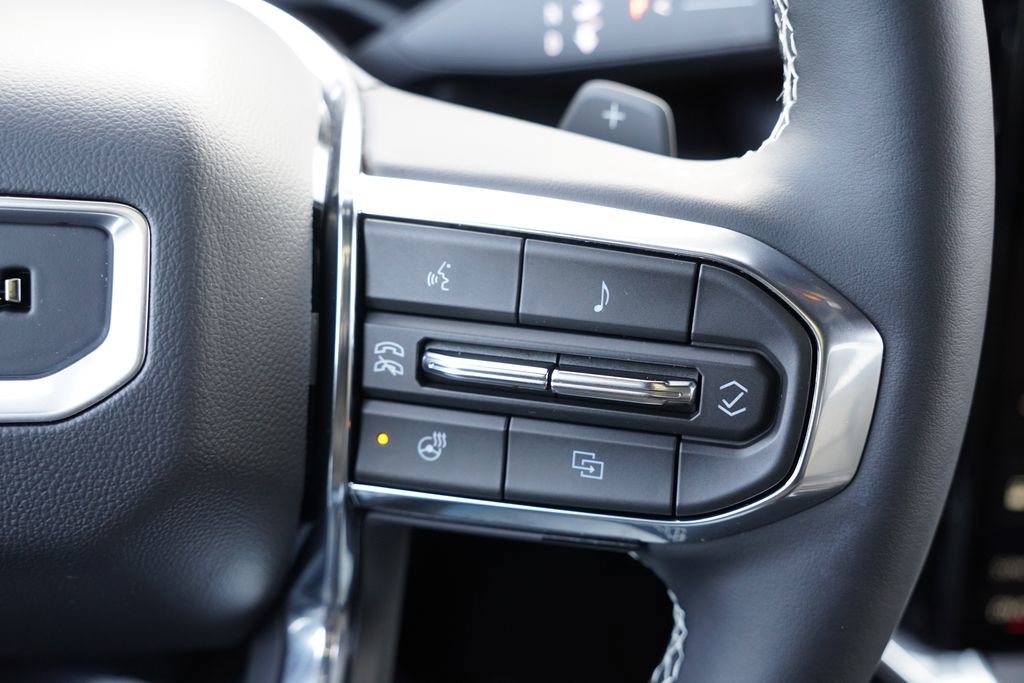 Certified 2025 GMC Acadia Denali image 35