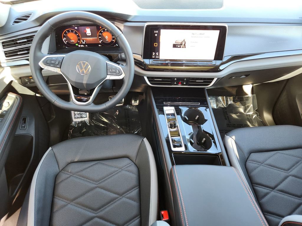 New 2026 Volkswagen Atlas Peak Edition image 14