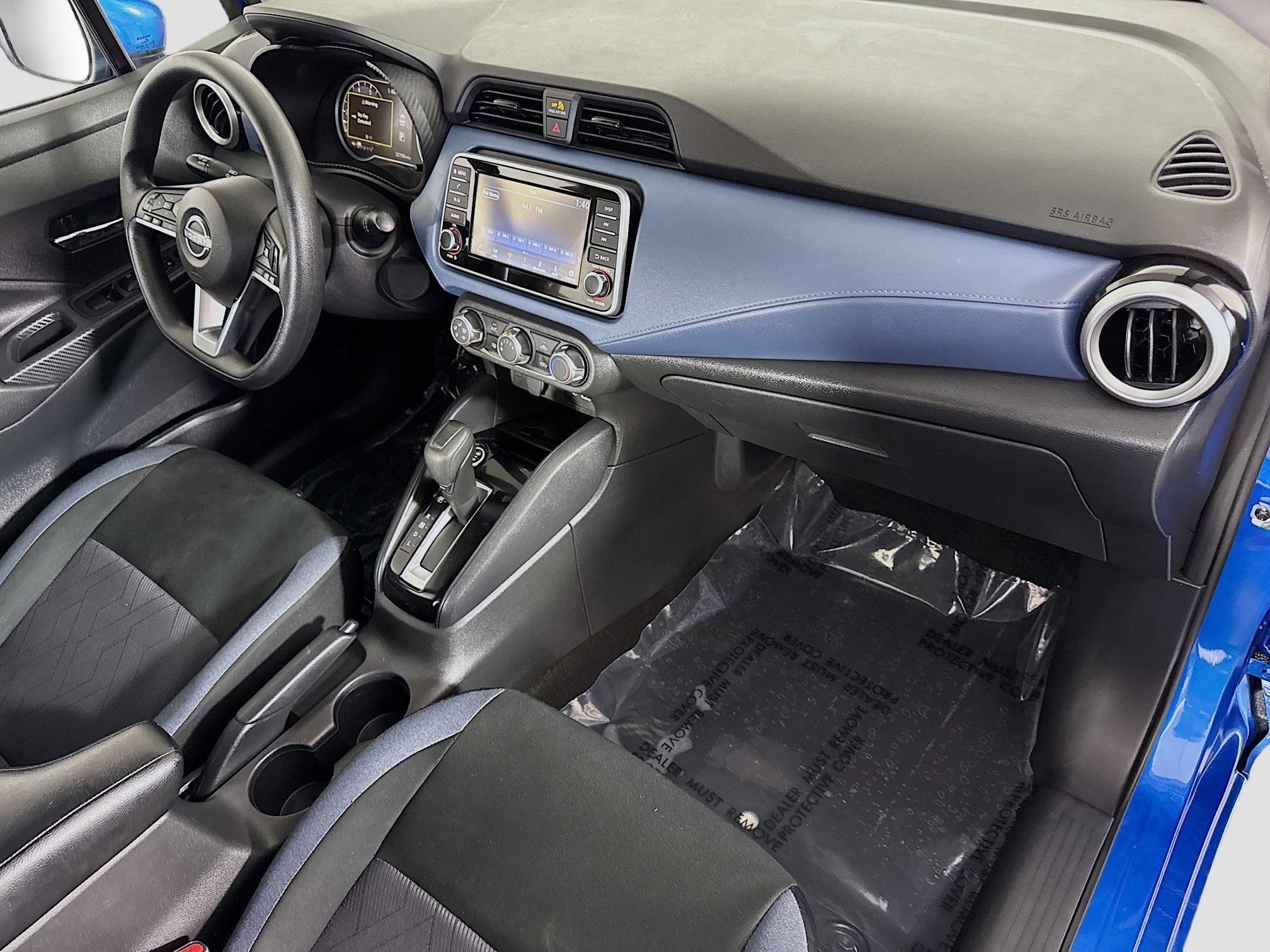 Used 2024 Nissan Versa SV w/ Trunk Package image 30