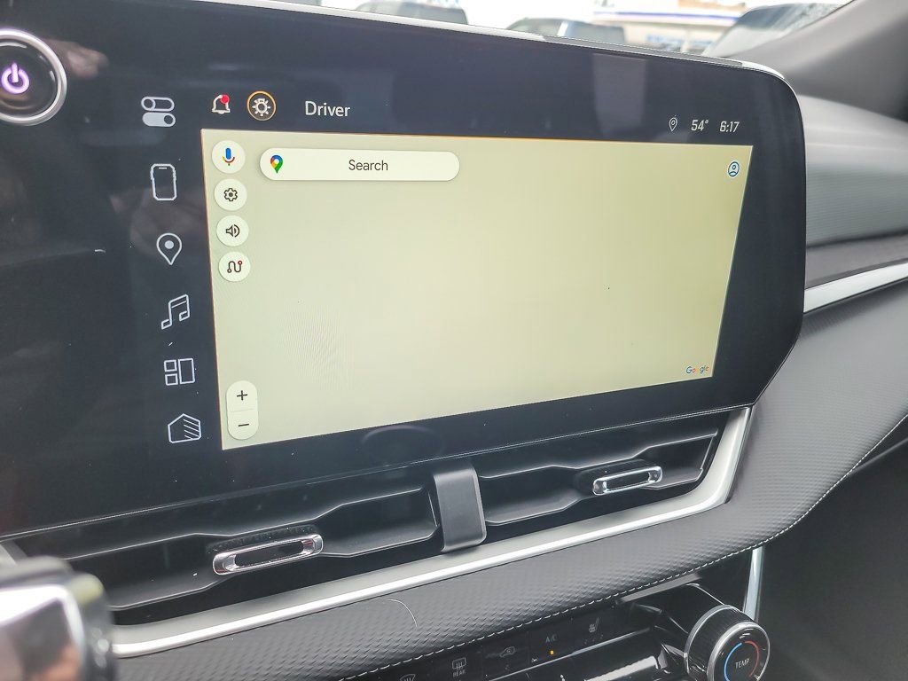 Certified 2025 Chevrolet Equinox LT w/ Safety and Technology Package image 11