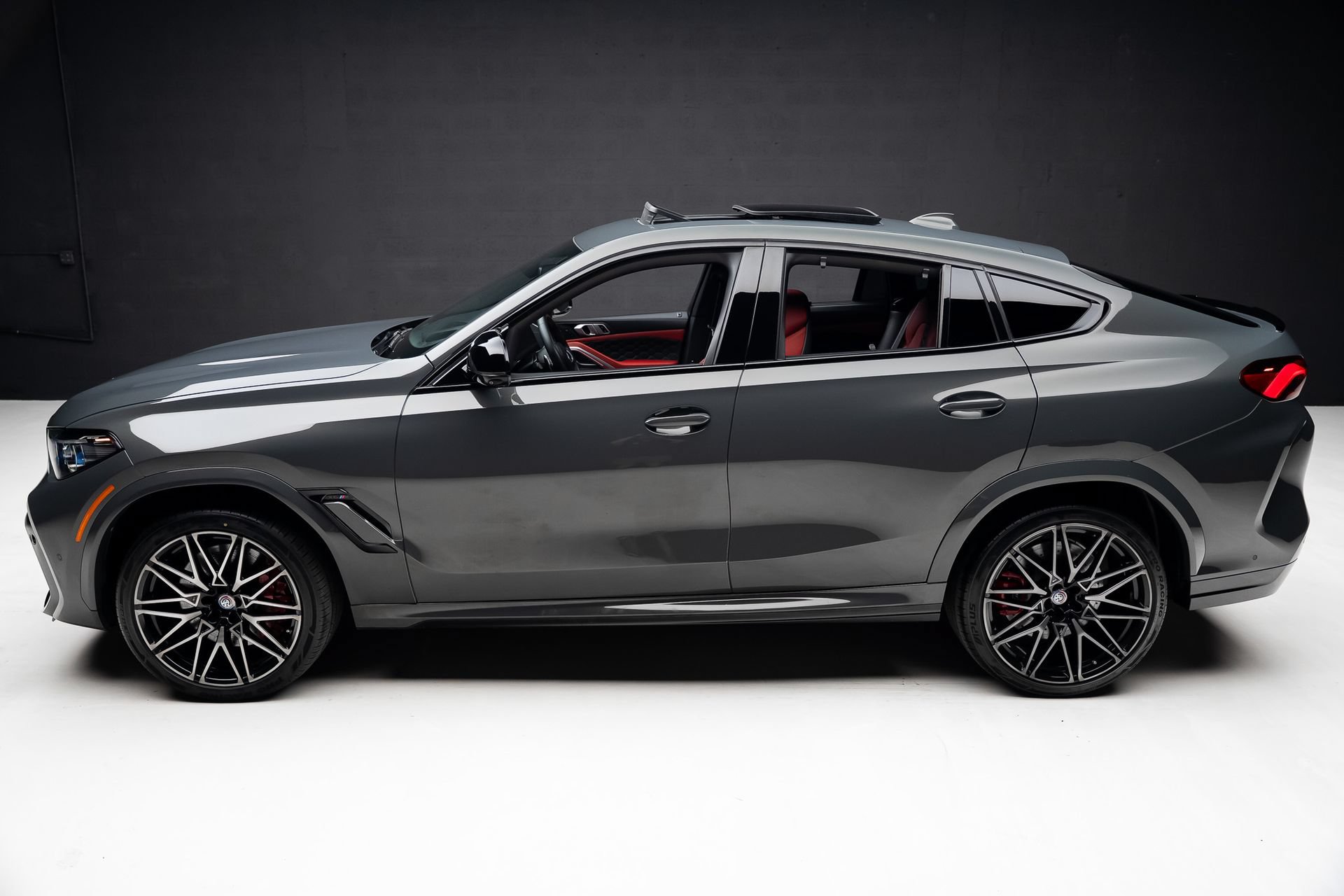 Used 2023 BMW X6 M w/ Competition Package AWD/4WD image 17
