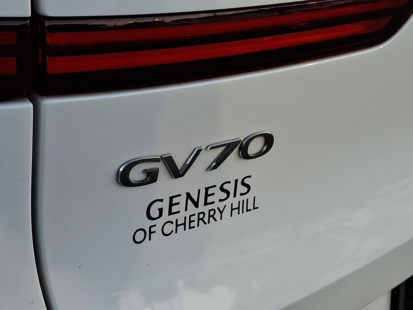 Certified 2025 Genesis Electrified GV70 w/ Prestige Package AWD/4WD image 30