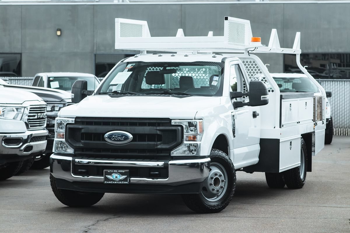 Used 2020 Ford F350 XL w/ Power Equipment Group RWD image 2