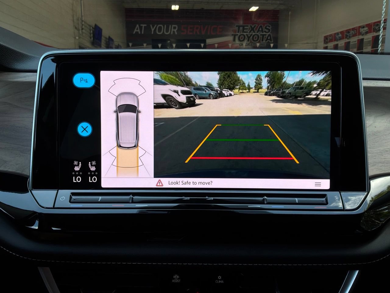 Used 2026 Volkswagen Atlas SE AWD/4WD image 39