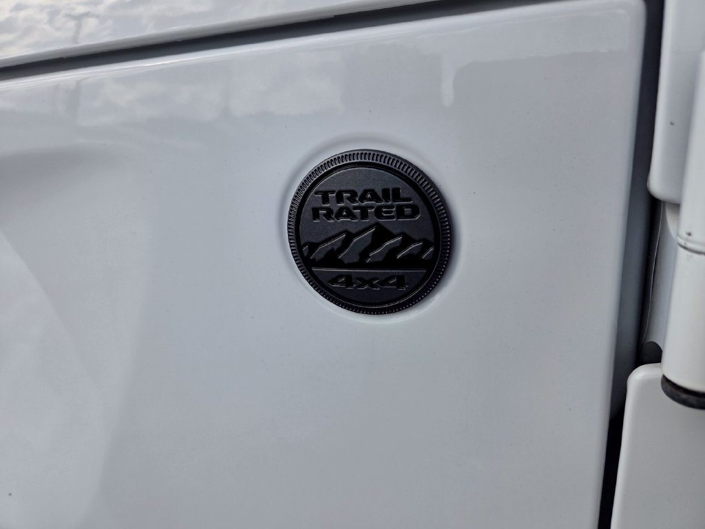 Used 2023 Jeep Gladiator Sport AWD/4WD image 4