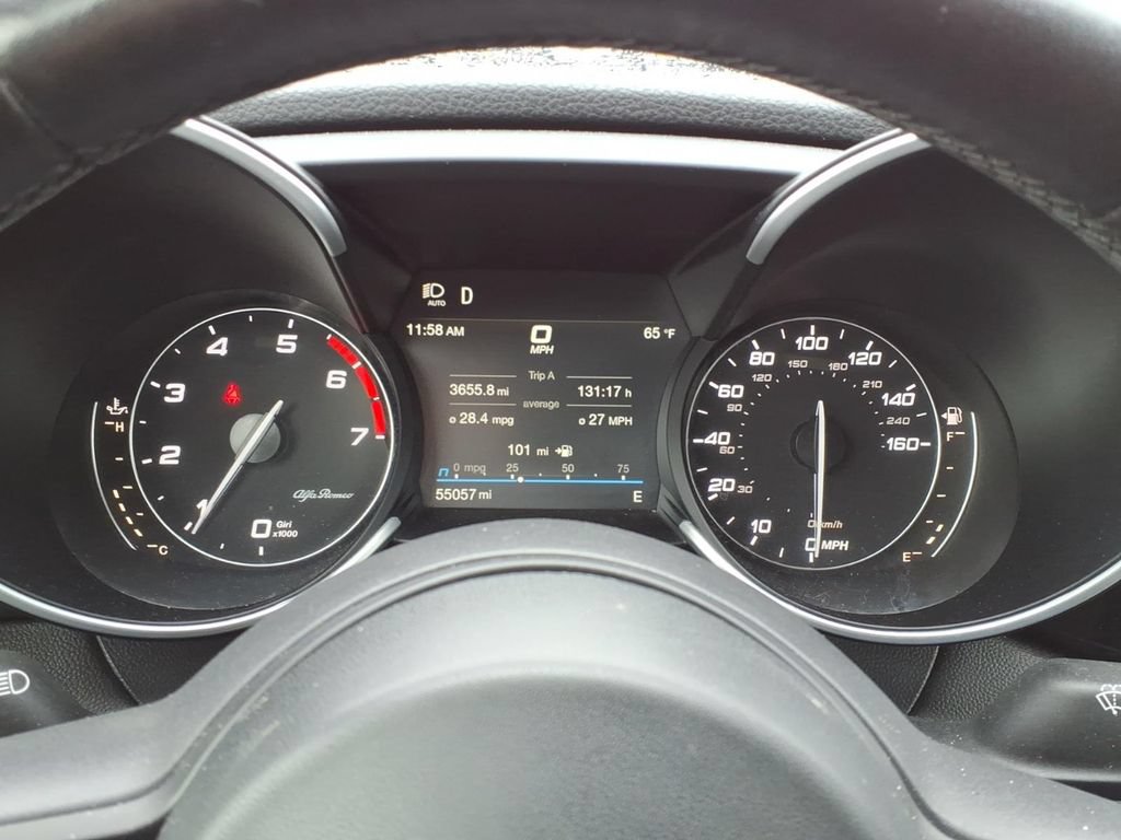 Used 2023 Alfa Romeo Giulia Sprint RWD image 30