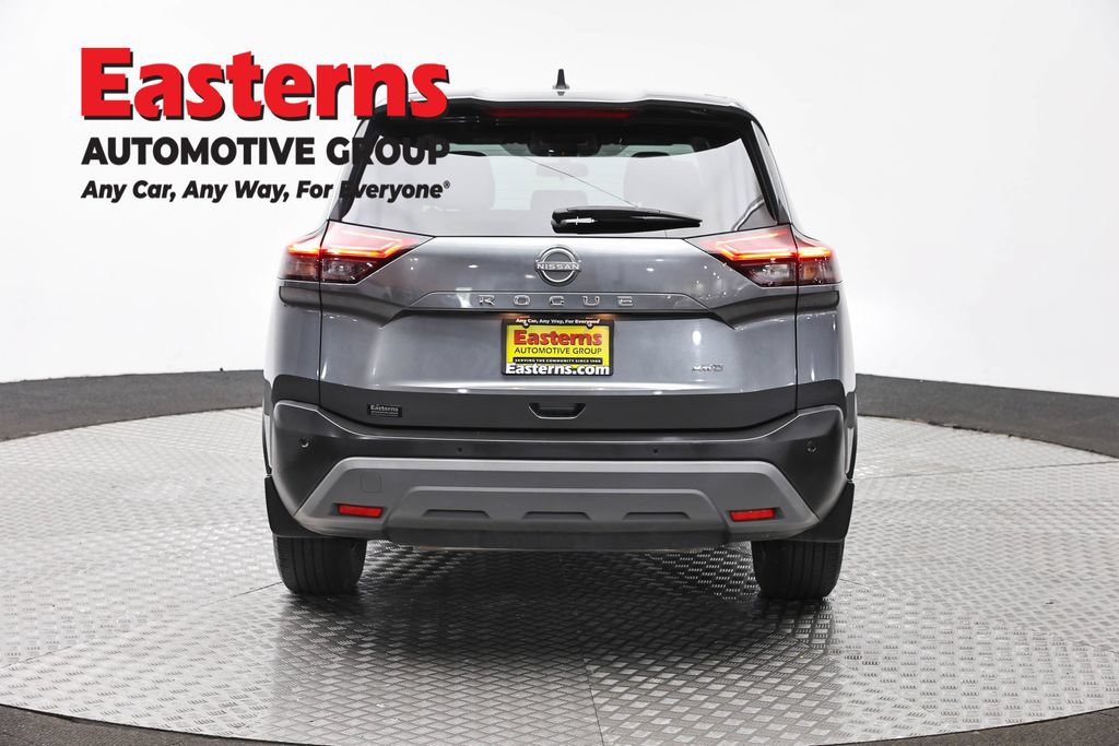 Used 2023 Nissan Rogue S AWD/4WD image 6