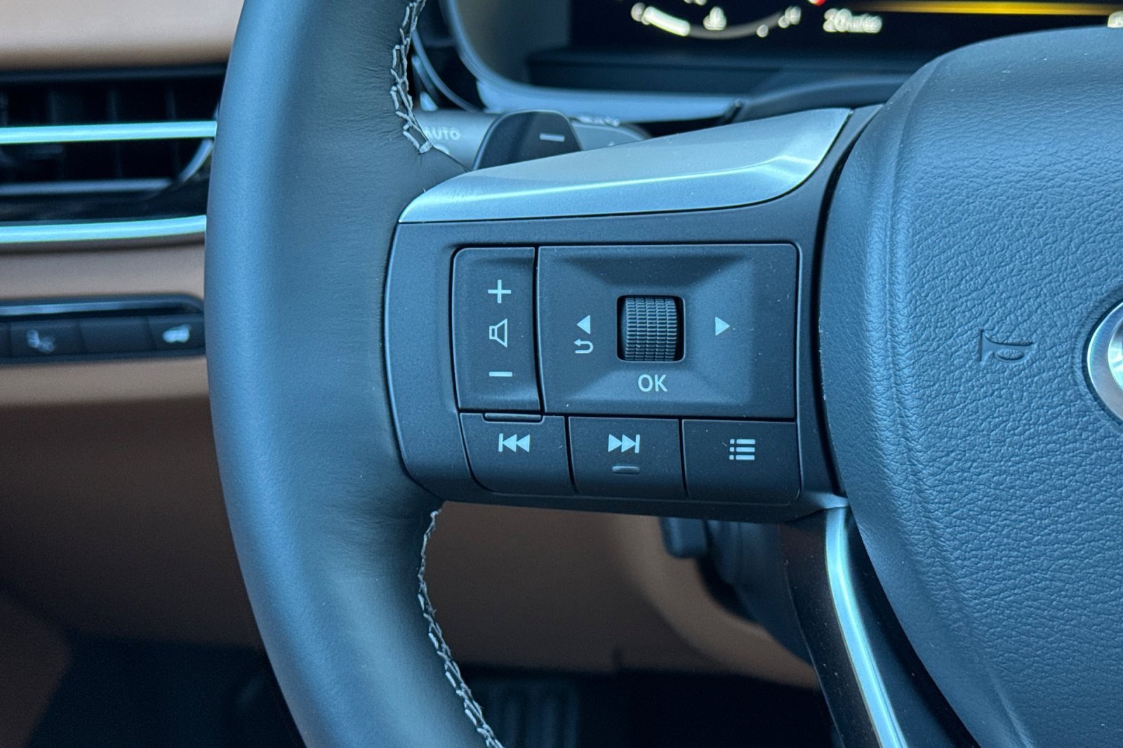 New 2026 INFINITI QX60 Autograph w/ Dark Cargo Package image 28