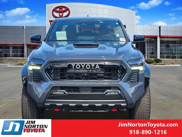 Used 2026 Toyota Tacoma TRD Pro AWD/4WD image 2
