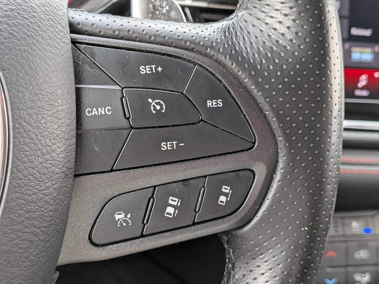 Used 2023 Dodge Durango GT AWD/4WD image 24