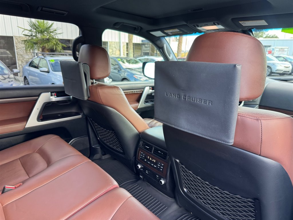 Used 2019 Toyota Land Cruiser AWD/4WD image 22