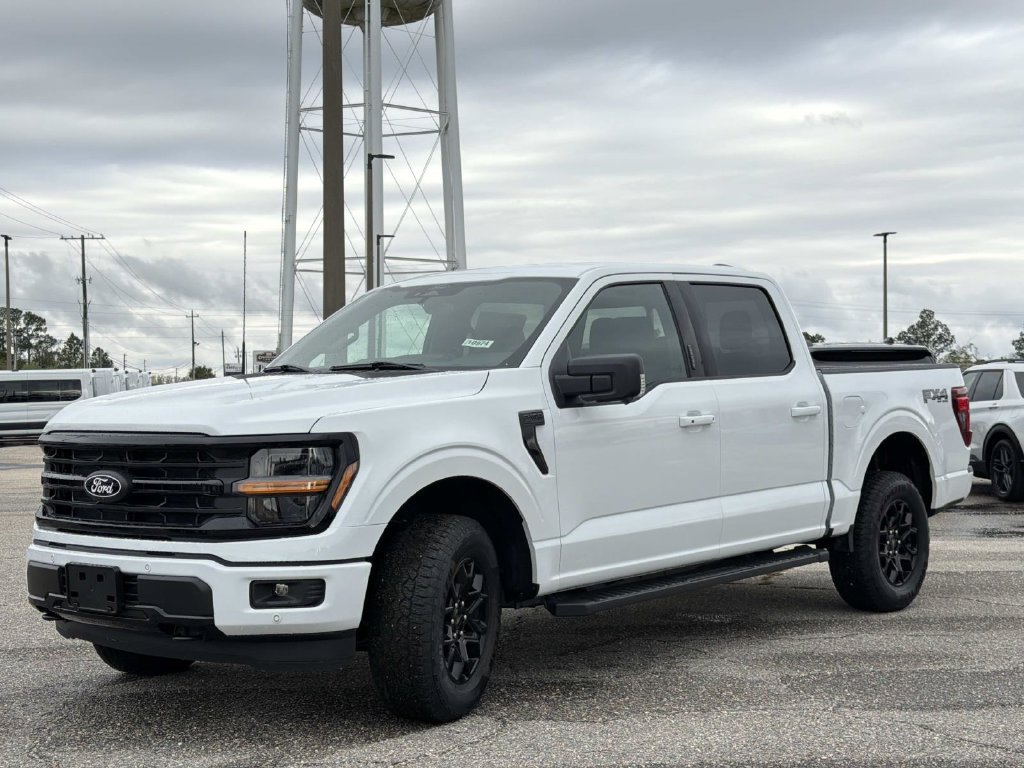 New 2026 Ford F150 XLT w/ Equipment Group 302A MID AWD/4WD image 8