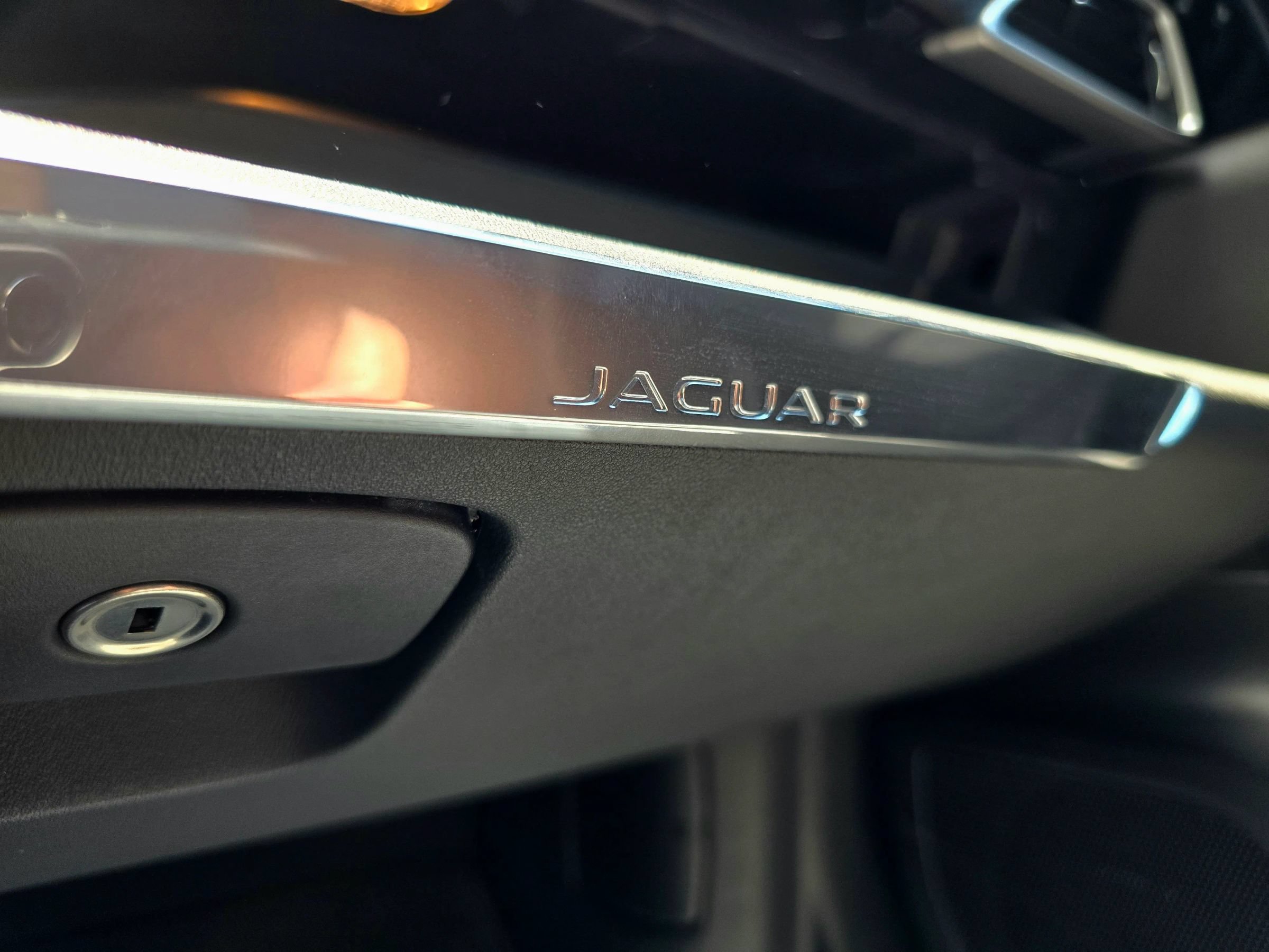 Used 2017 Jaguar F-PACE R-Sport AWD/4WD image 55