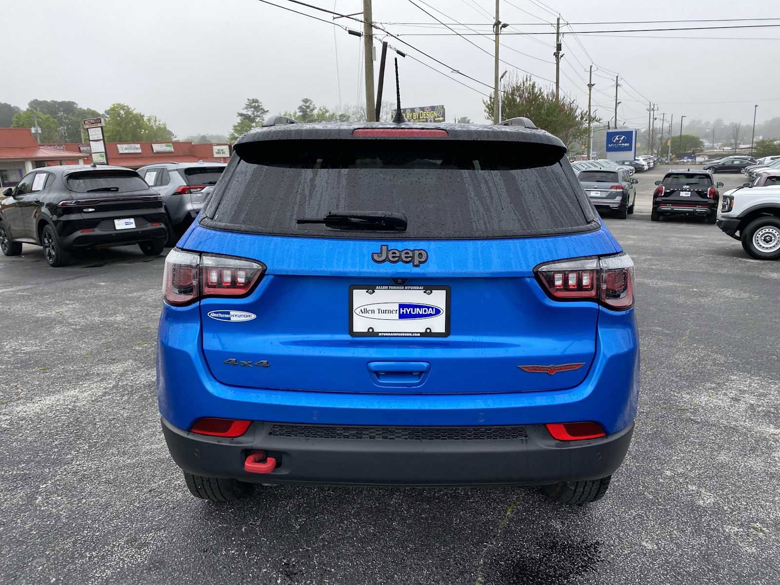 Used 2024 Jeep Compass Trailhawk AWD/4WD image 6