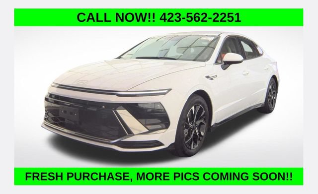 Used 2025 Hyundai Sonata SEL FWD image 1