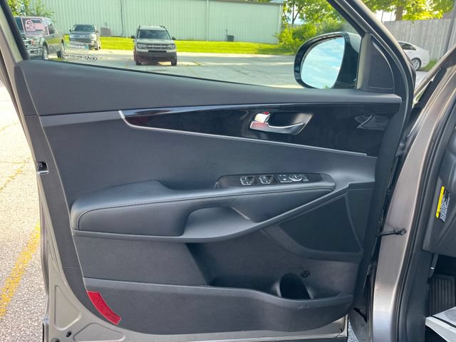 Used 2016 Kia Sorento L FWD image 10