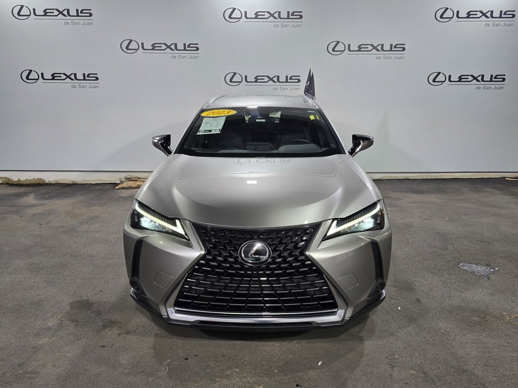 Used 2023 Lexus UX 250h FWD image 2