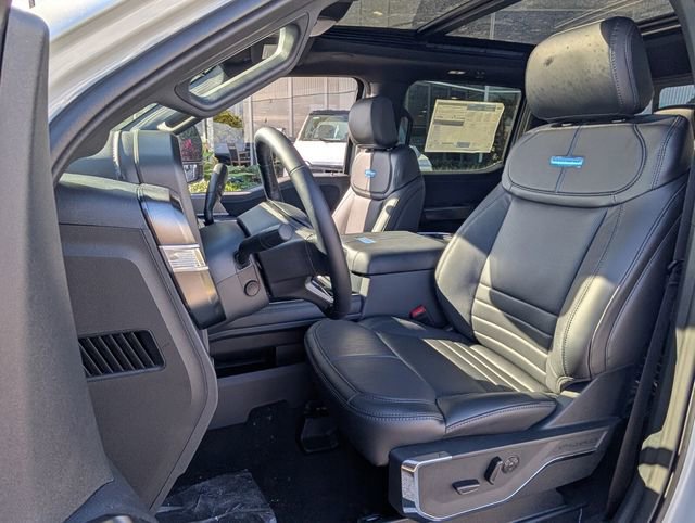 New 2026 Ford F350 Platinum w/ FX4 Off-Road Package AWD/4WD image 5