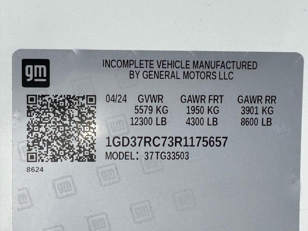 New 2024 GMC Savana 3500 w/ Power Convenience Package RWD image 15