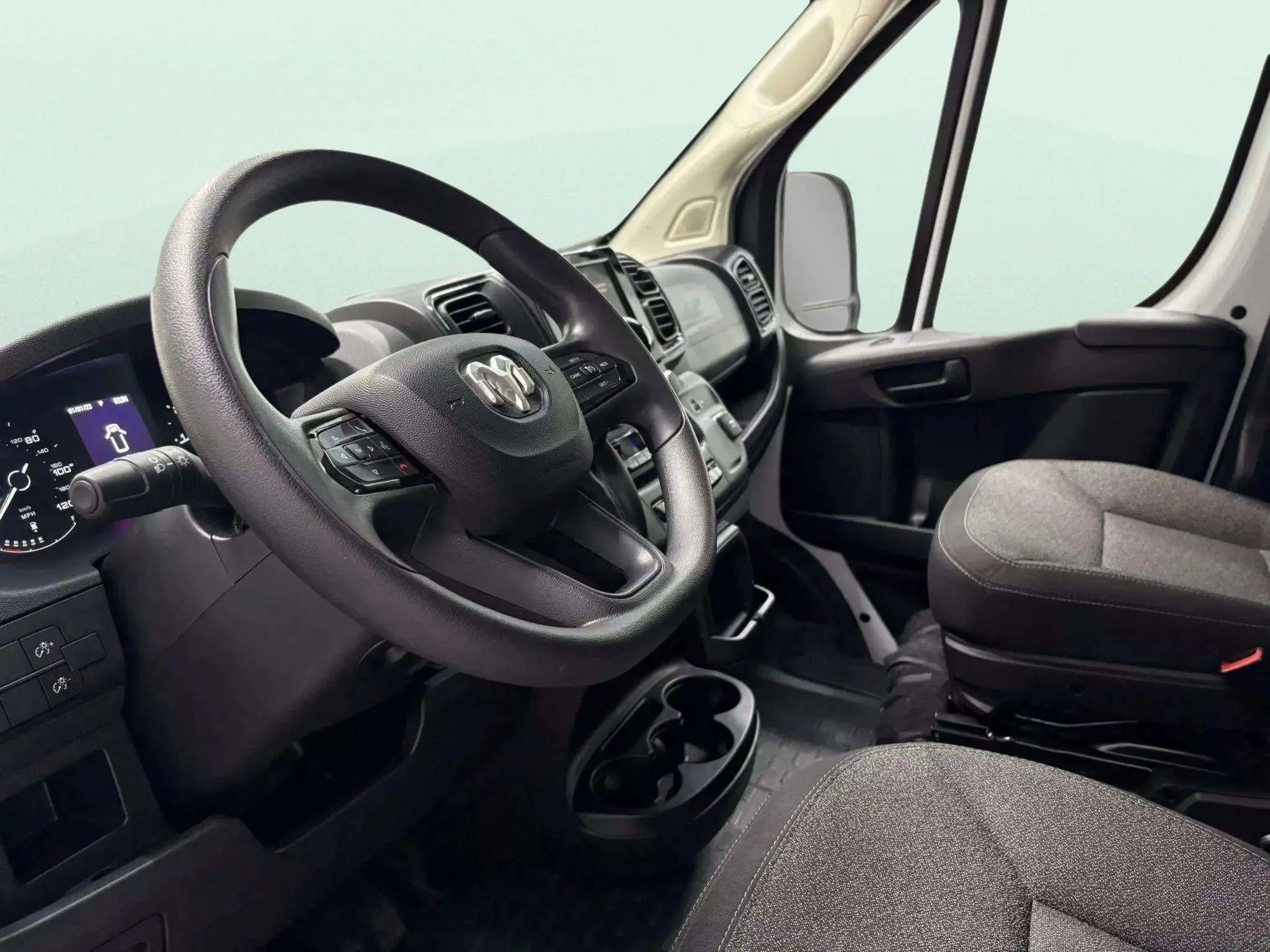 Used 2023 RAM ProMaster 2500 image 8