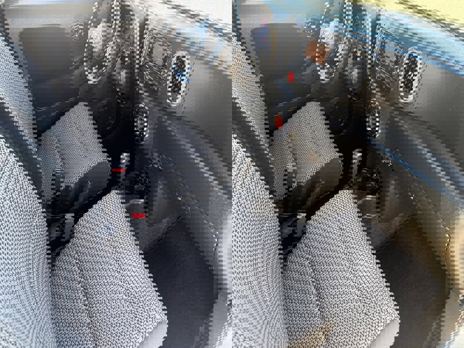 Used 2010 Nissan Cube 1.8 S Krom Edition w/ Interior Designer Pkg image 13